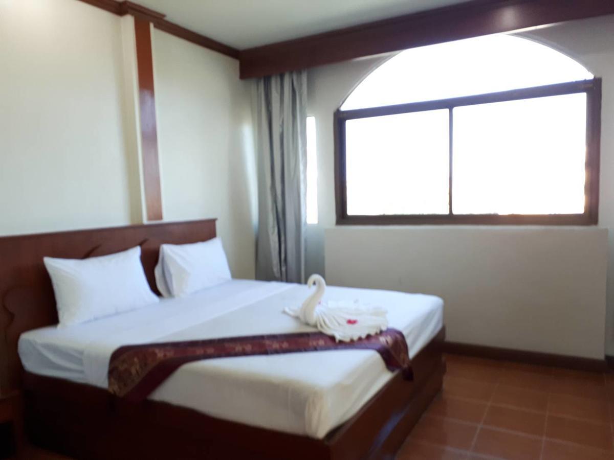 Centre Point Patong Hotel ภายนอก รูปภาพ