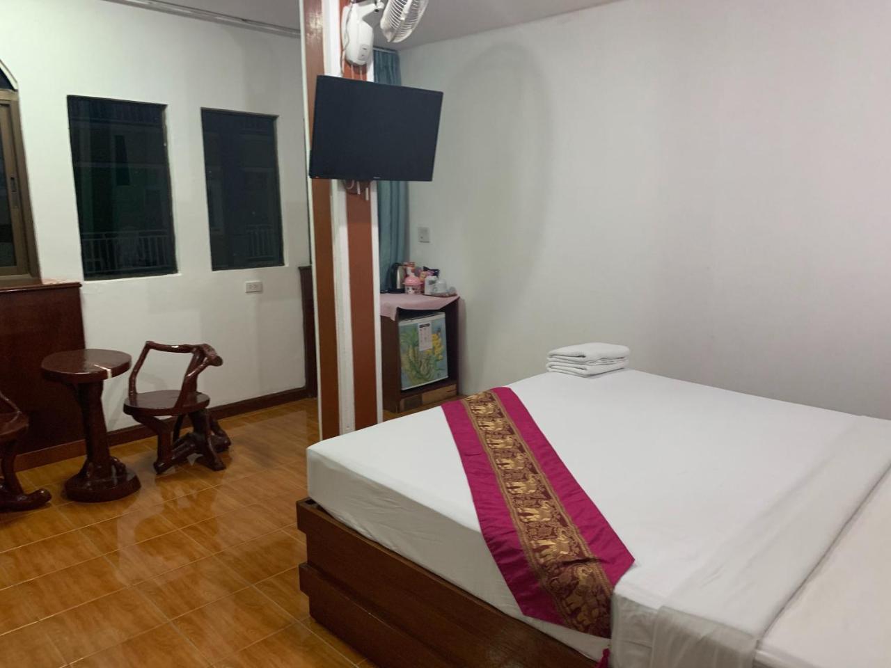 Centre Point Patong Hotel ภายนอก รูปภาพ