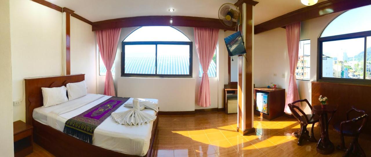 Centre Point Patong Hotel ภายนอก รูปภาพ